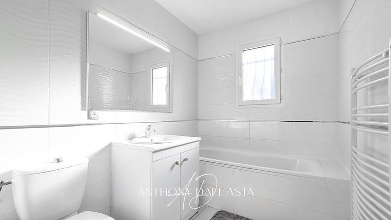 Maison - 104 m² - 5 pièces