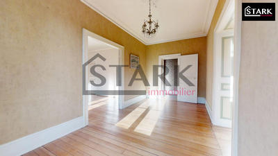 Appartement - 130 m² - 5 pièces