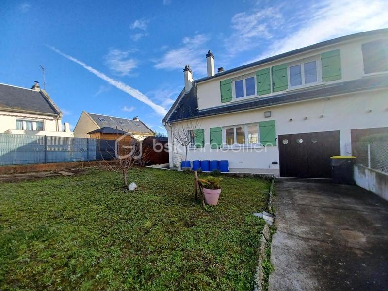 Maison - 91 m² - 5 pièces