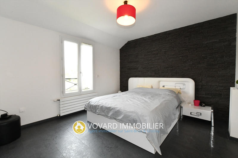 Maison - 179 m² - 7 pièces