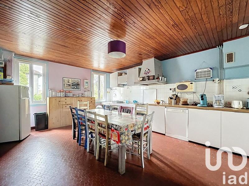 Maison - 168 m² - 8 pièces