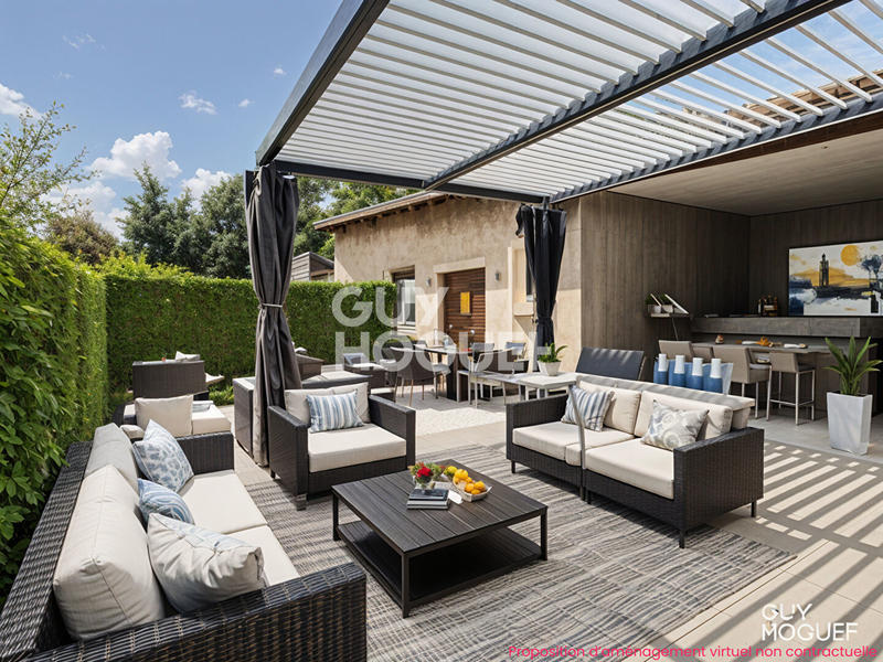 Maison - 180 m² - 6 pièces