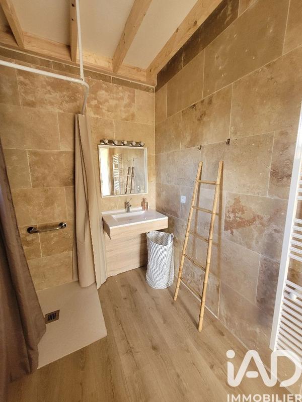 Maison - 561 m² - 35 pièces