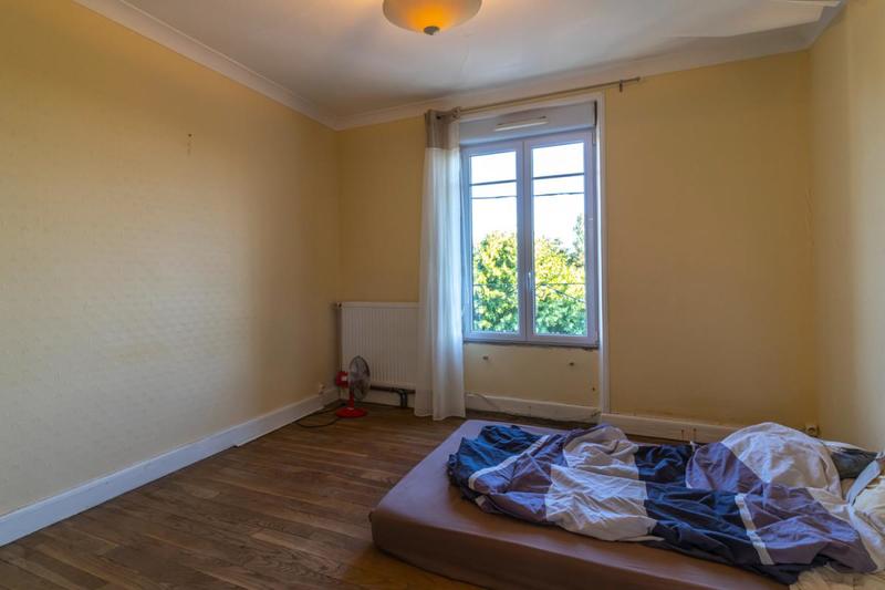 Maison - 90 m² - 6 pièces