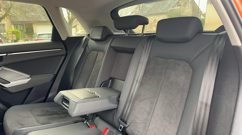 Audi Q3 35 Tdi 150 s-Tronic 7 Design Luxe - Première main Automatique
