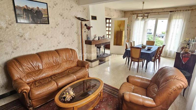 Maison - 95 m² - 5 pièces