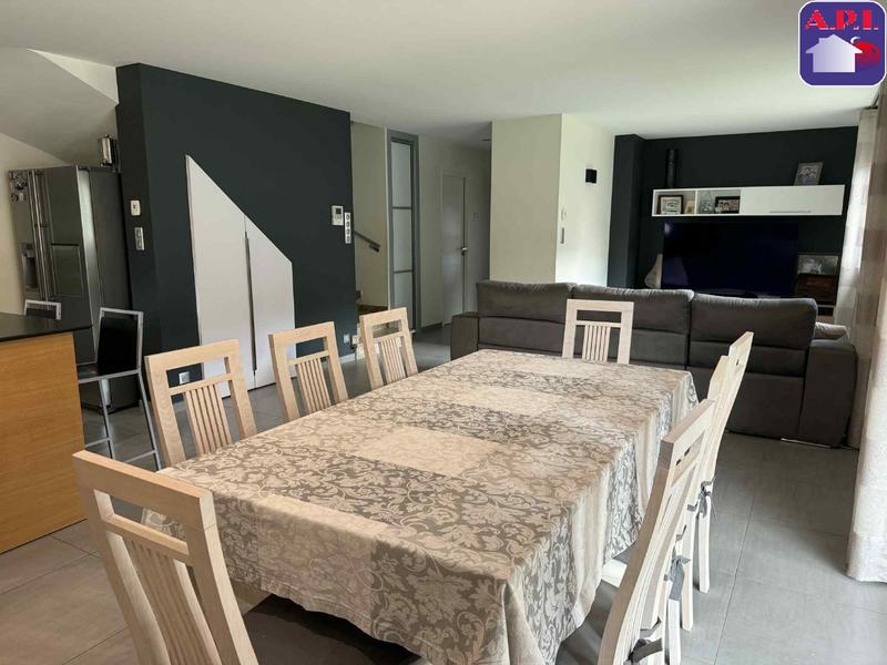Maison - 115 m² - 5 pièces