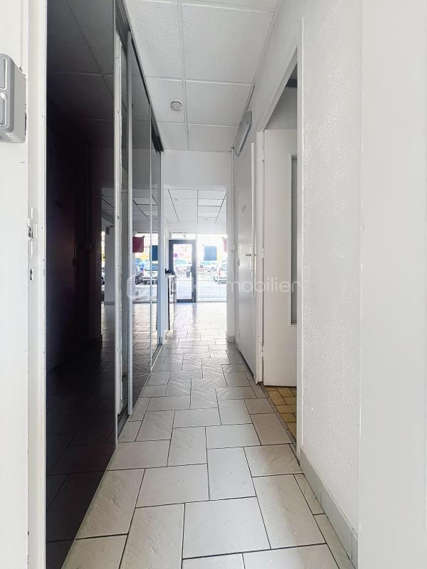 Local commercial - 58 m² - 3 pièces