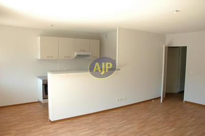 Appartement - 77 m² - 4 pièces