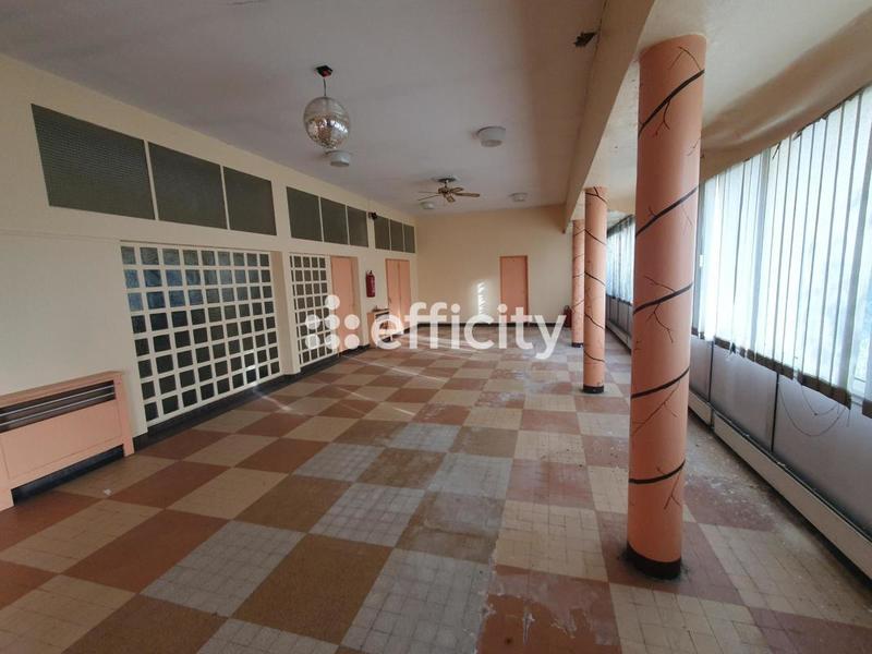 Bureau - 270 m² - 8 pièces