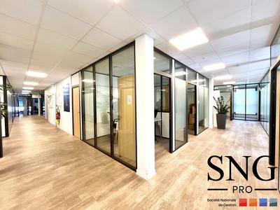 Bureau - 450 m²