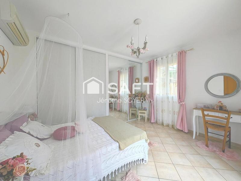 Villa - 179 m² - 6 pièces