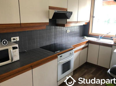 Chambre - 12 m² - 1 pièce