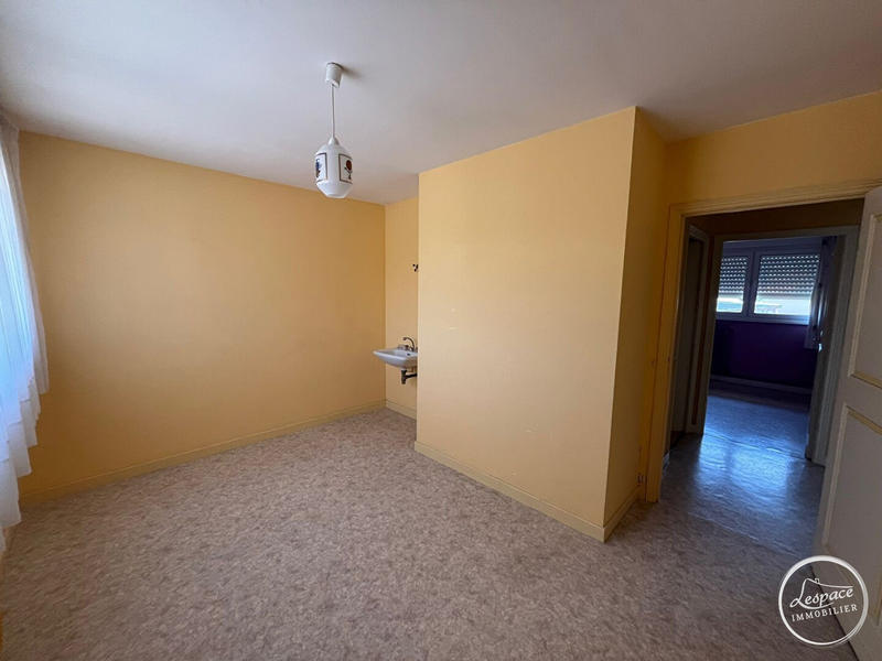 Maison - 98 m² - 6 pièces