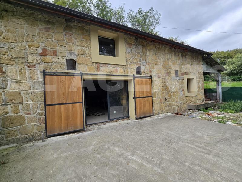 Maison - 190 m² - 7 pièces