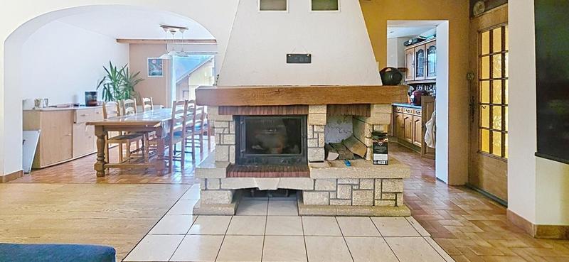 Maison - 105 m² - 6 pièces