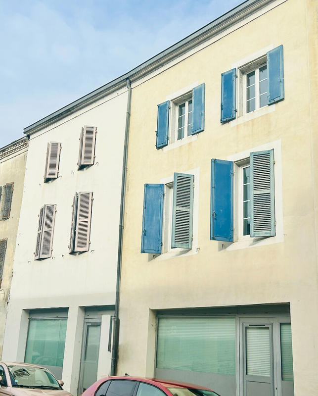 Immeuble - 370 m² - 18 pièces