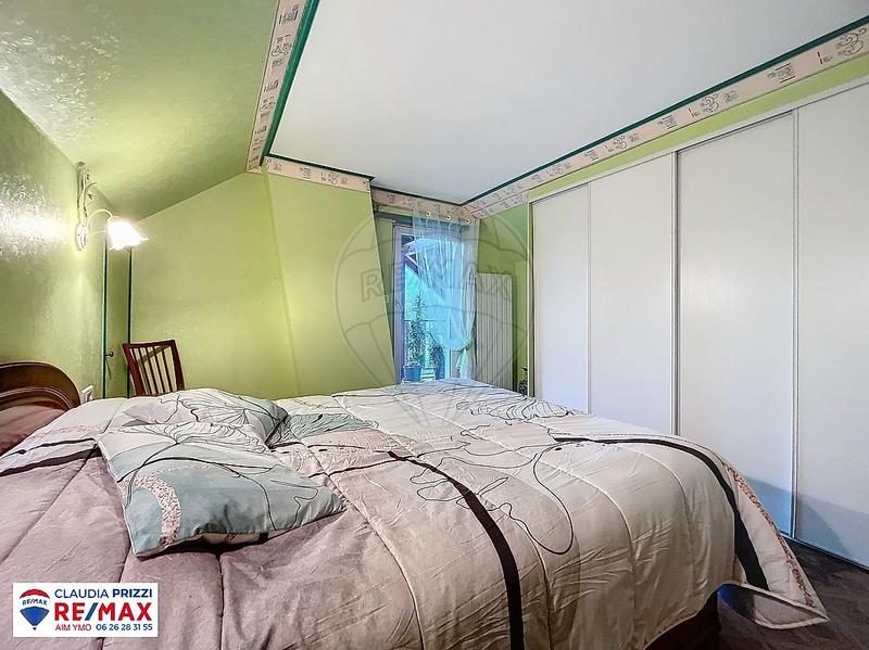 Maison - 428 m² - 19 pièces