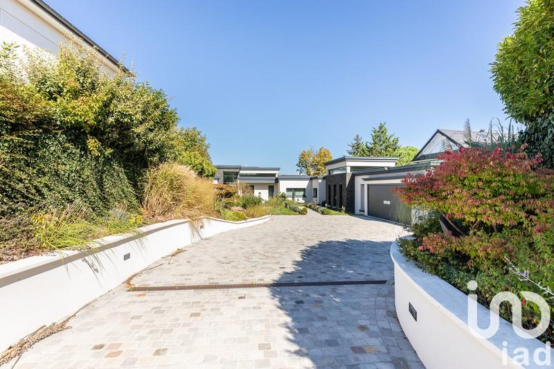 Maison de maîtres - 650 m² - 10 pièces