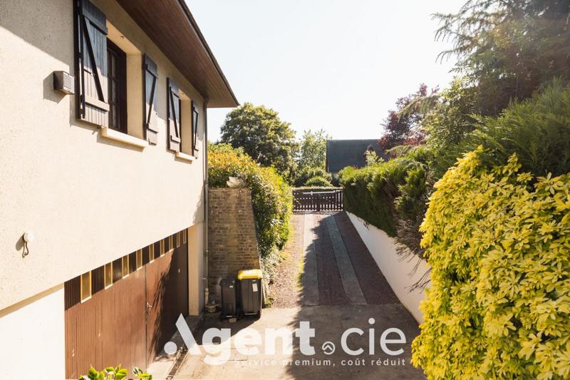 Maison - 240 m² - 7 pièces