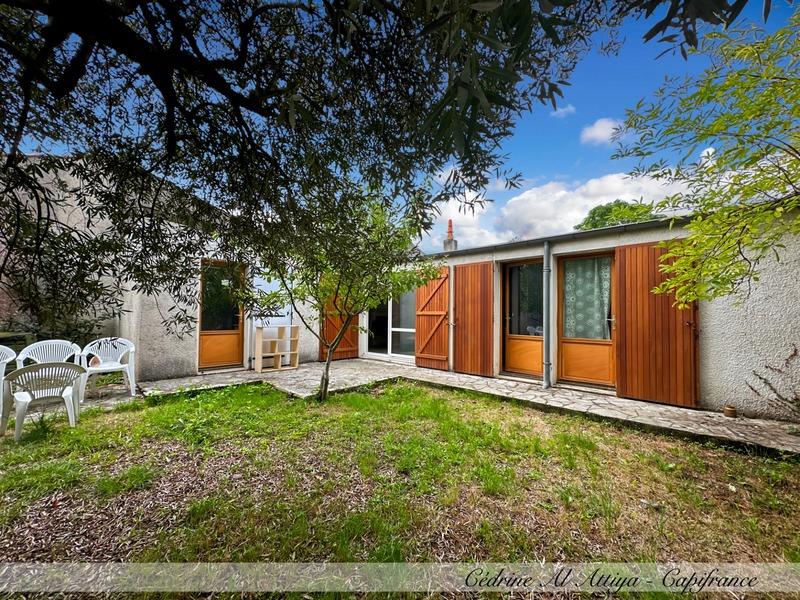 Maison - 93 m² - 4 pièces