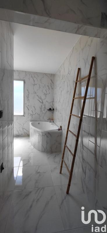 Maison - 135 m² - 5 pièces