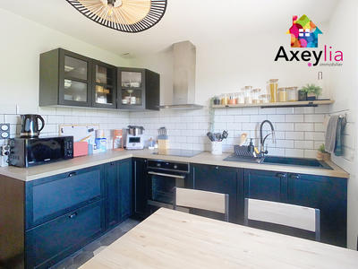 Maison - 111 m² - 6 pièces