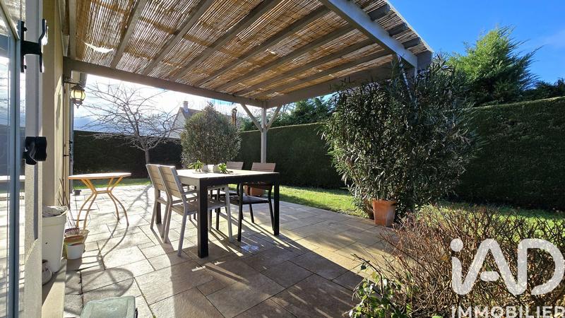 Maison - 121 m² - 6 pièces