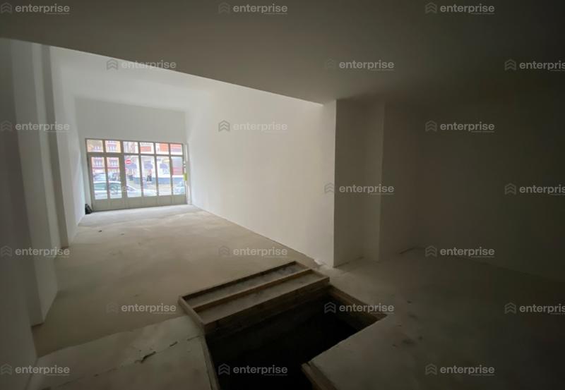 Local commercial - 80 m²