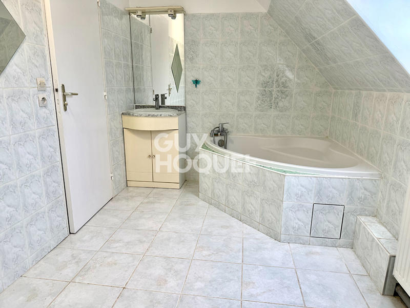 Maison - 108 m² - 6 pièces