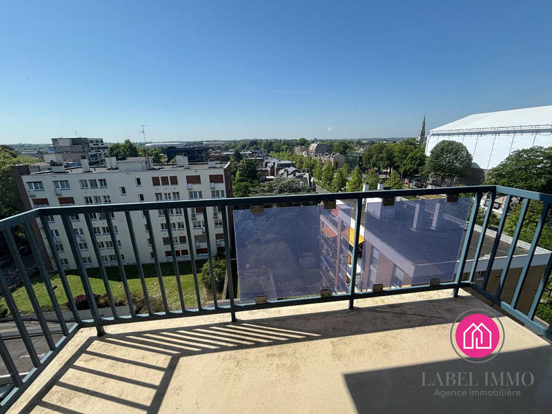 Appartement - 100 m² - 6 pièces