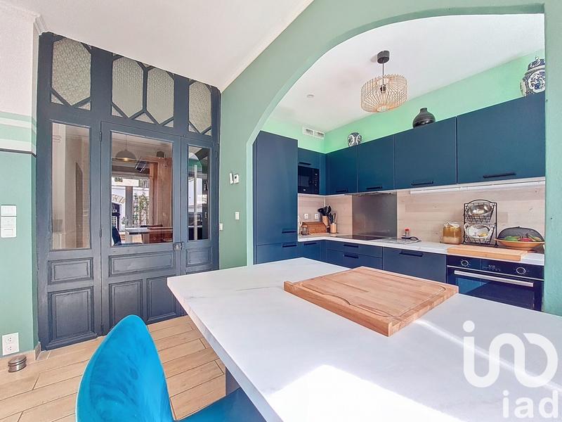 Maison - 183 m² - 7 pièces