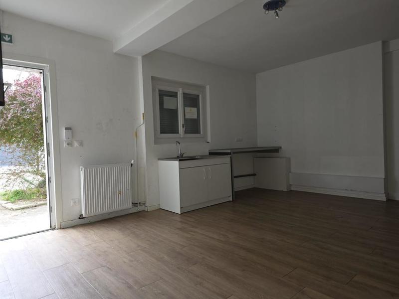 Maison jumelée - 156 m² - 7 pièces