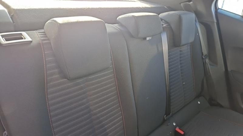 Peugeot 2008 Business bluehdi 130 ss eat8 active