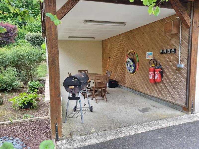 Maison - 260 m² - 9 pièces