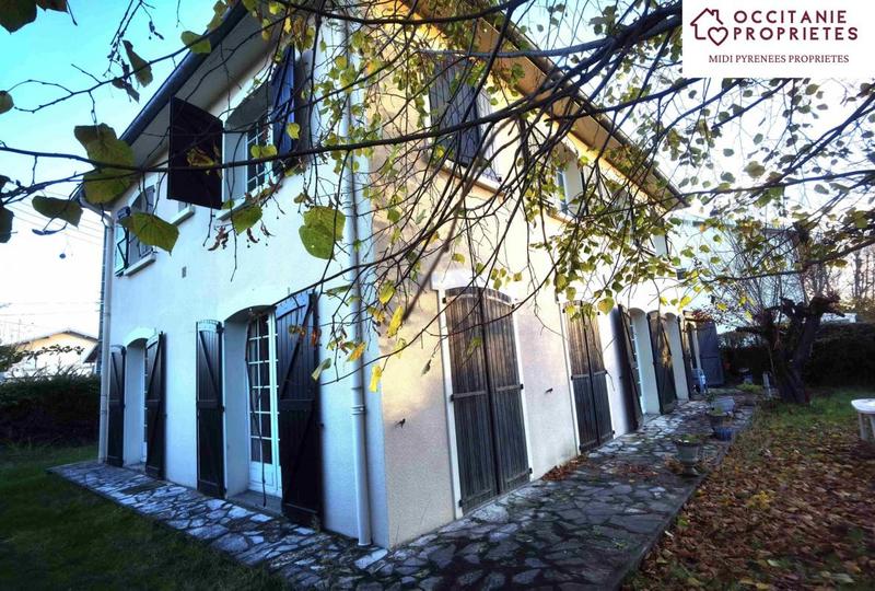 Villa - 170 m² - 9 pièces