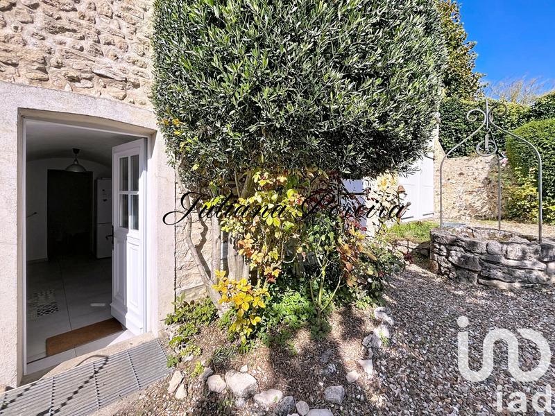 Maison - 216 m² - 9 pièces