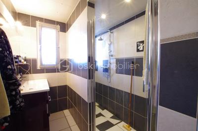 Pavillon - 147 m² - 6 pièces