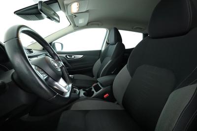 Nissan Qashqai 1.2 Dig-T n-Connecta 115 ch