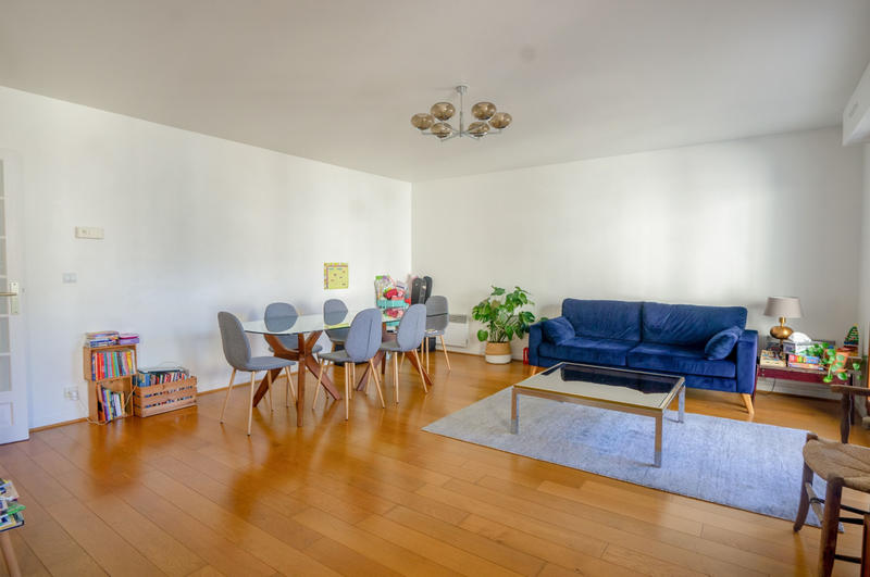 Appartement - 83 m² - 4 pièces