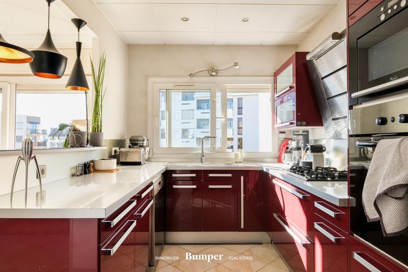 Appartement - 94 m² - 3 pièces