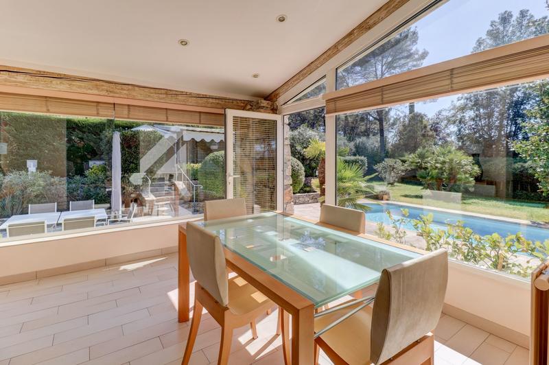 Maison - 147 m² - 5 pièces