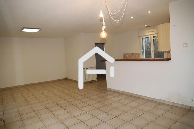 Maison - 96 m² - 4 pièces