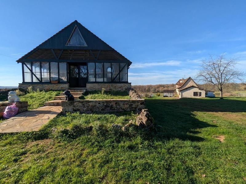 Maison - 225 m² - 11 pièces