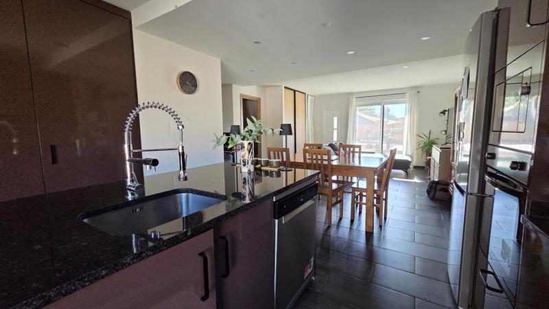 Maison - 98 m² - 4 pièces