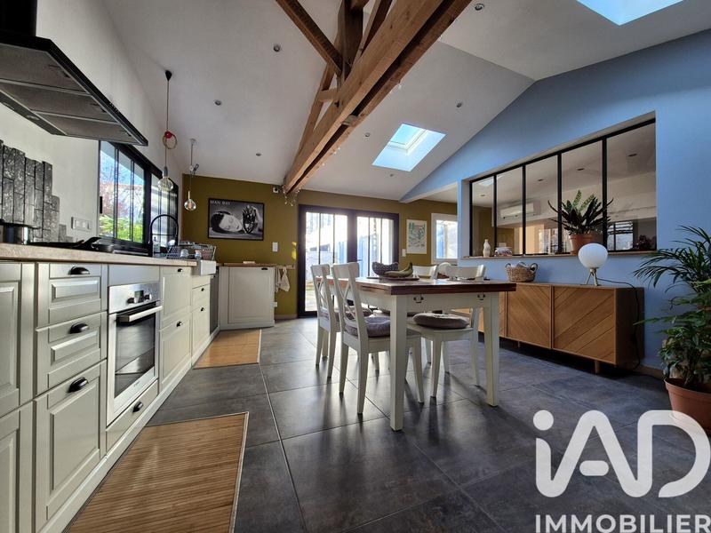 Maison - 142 m² - 5 pièces