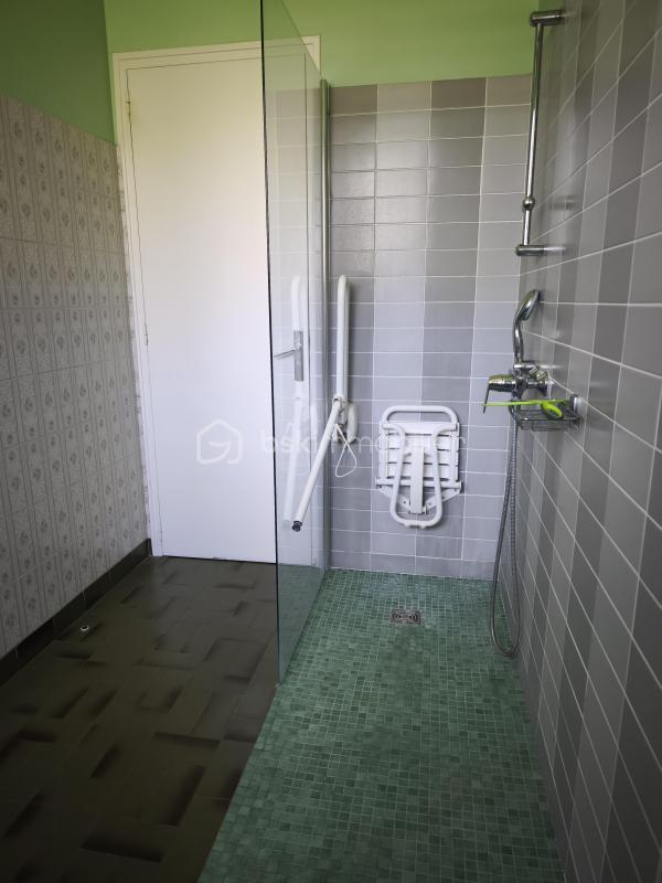 Maison traditionnelle - 184 m² - 5 pièces