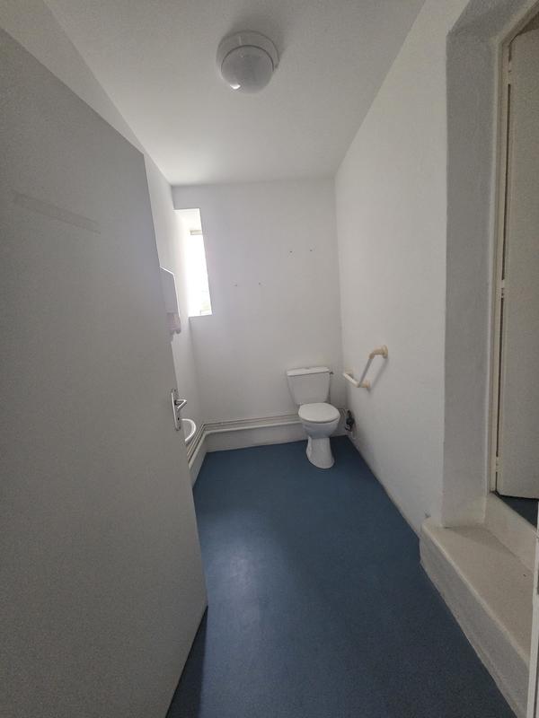 Local commercial - 66 m²