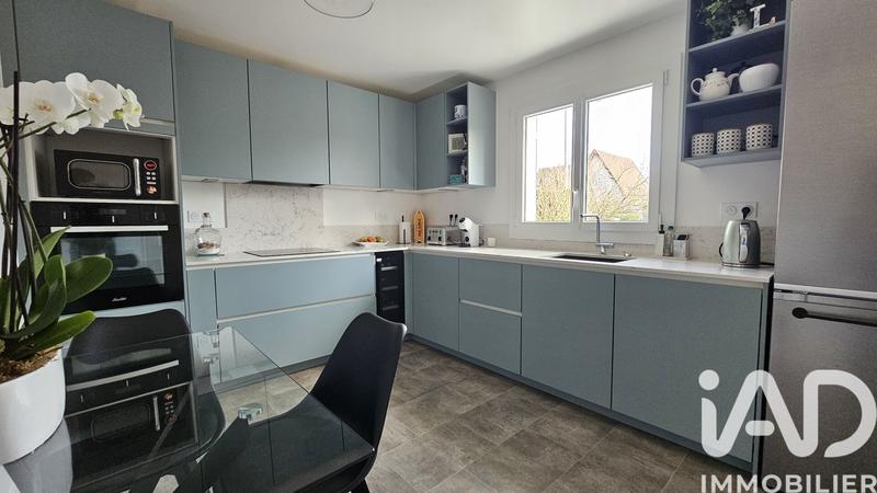 Maison - 90 m² - 5 pièces