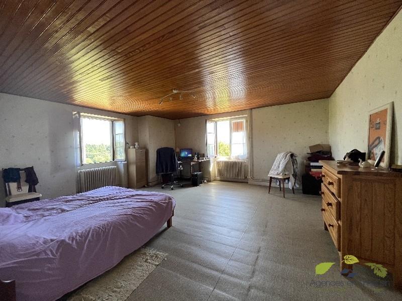 Maison - 161 m² - 6 pièces